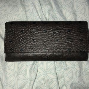 Mcm wallet